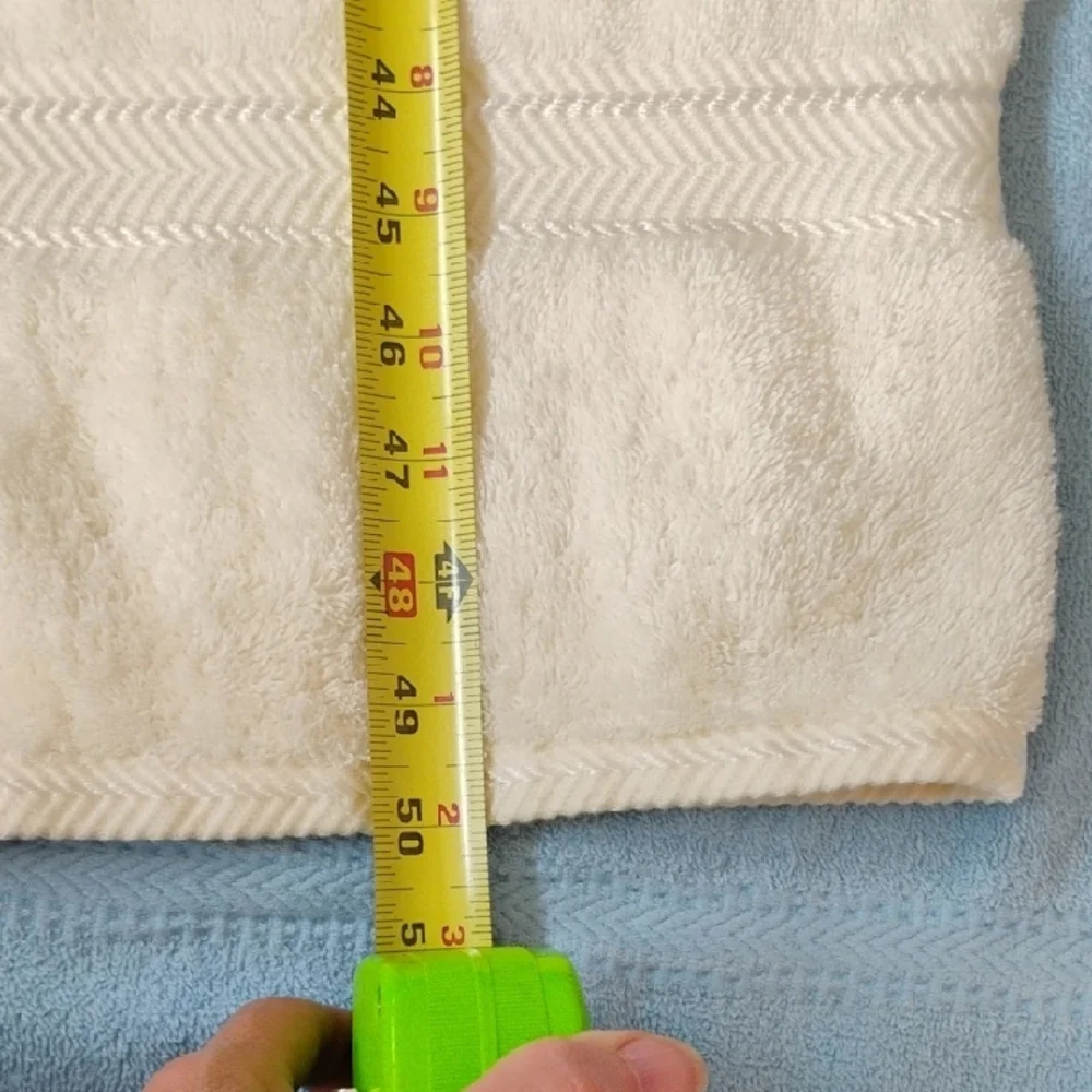 Christy Cream Bath Towels